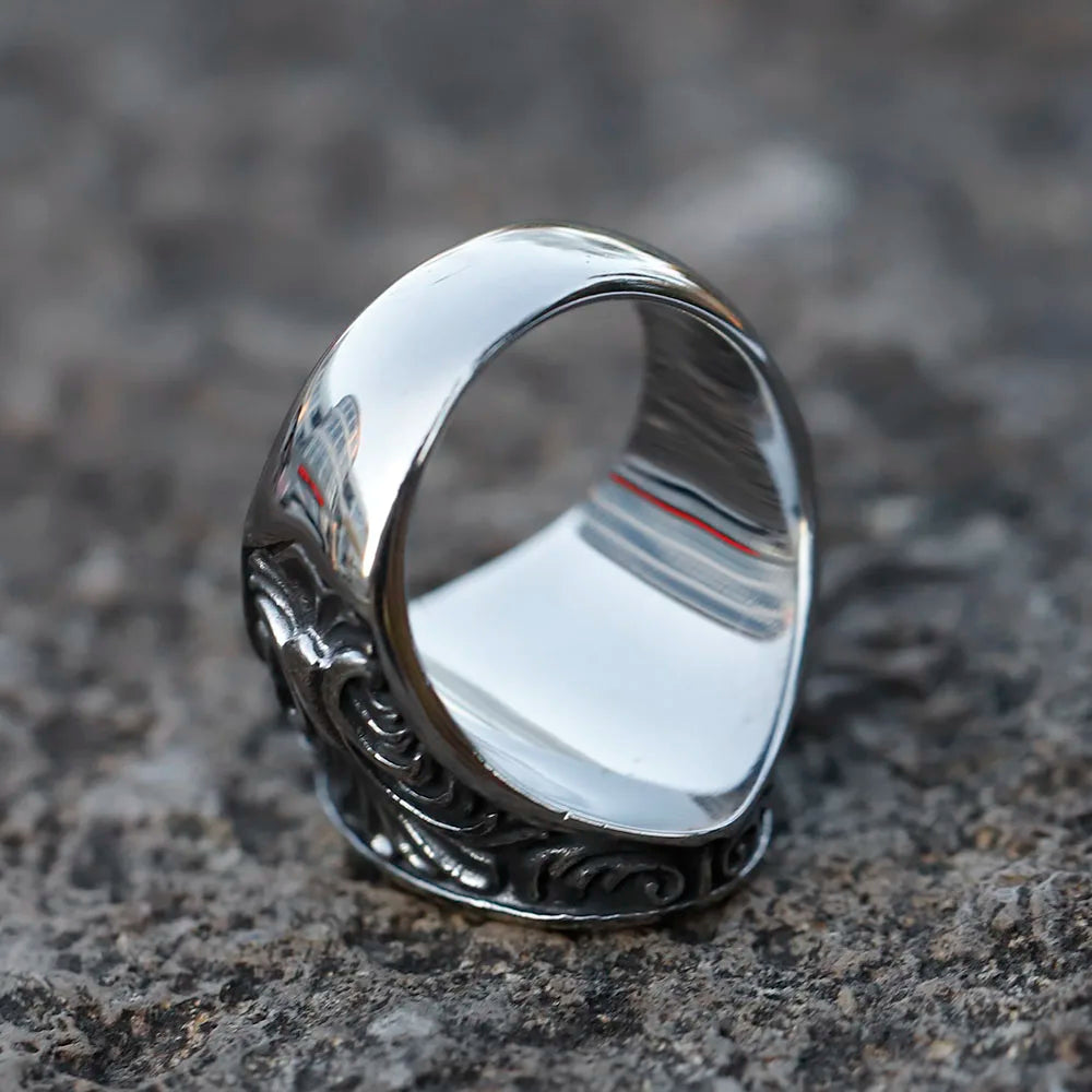 Stellar Gothic Skull Ring