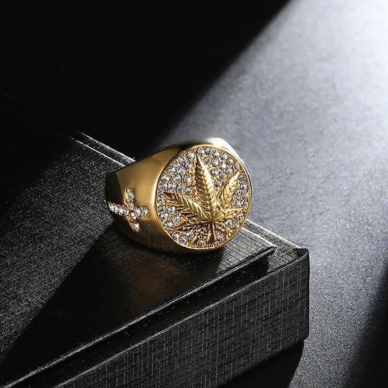 Stellar Golden Maple Ring